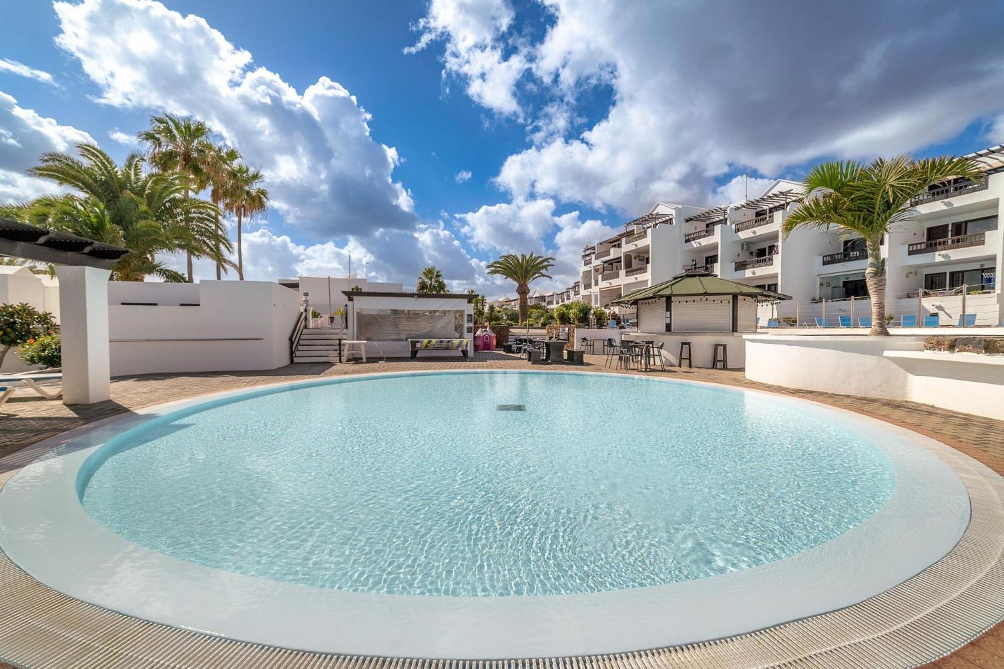 Playa Bastian 2 Habs 2 Banos Y Super Terraza Διαμέρισμα Costa Teguise Εξωτερικό φωτογραφία